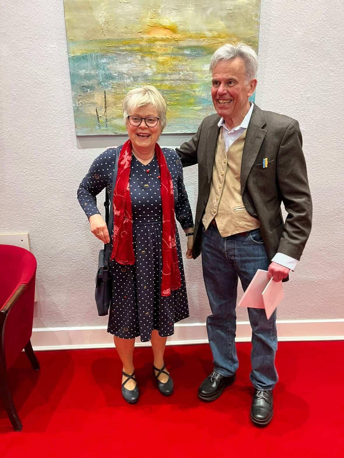 Foto: Vernissage mit poetischen Rundgang: Ines Pröve (Malerei) & Michael Zeller (Schriftsteller): Farbe und Haiku