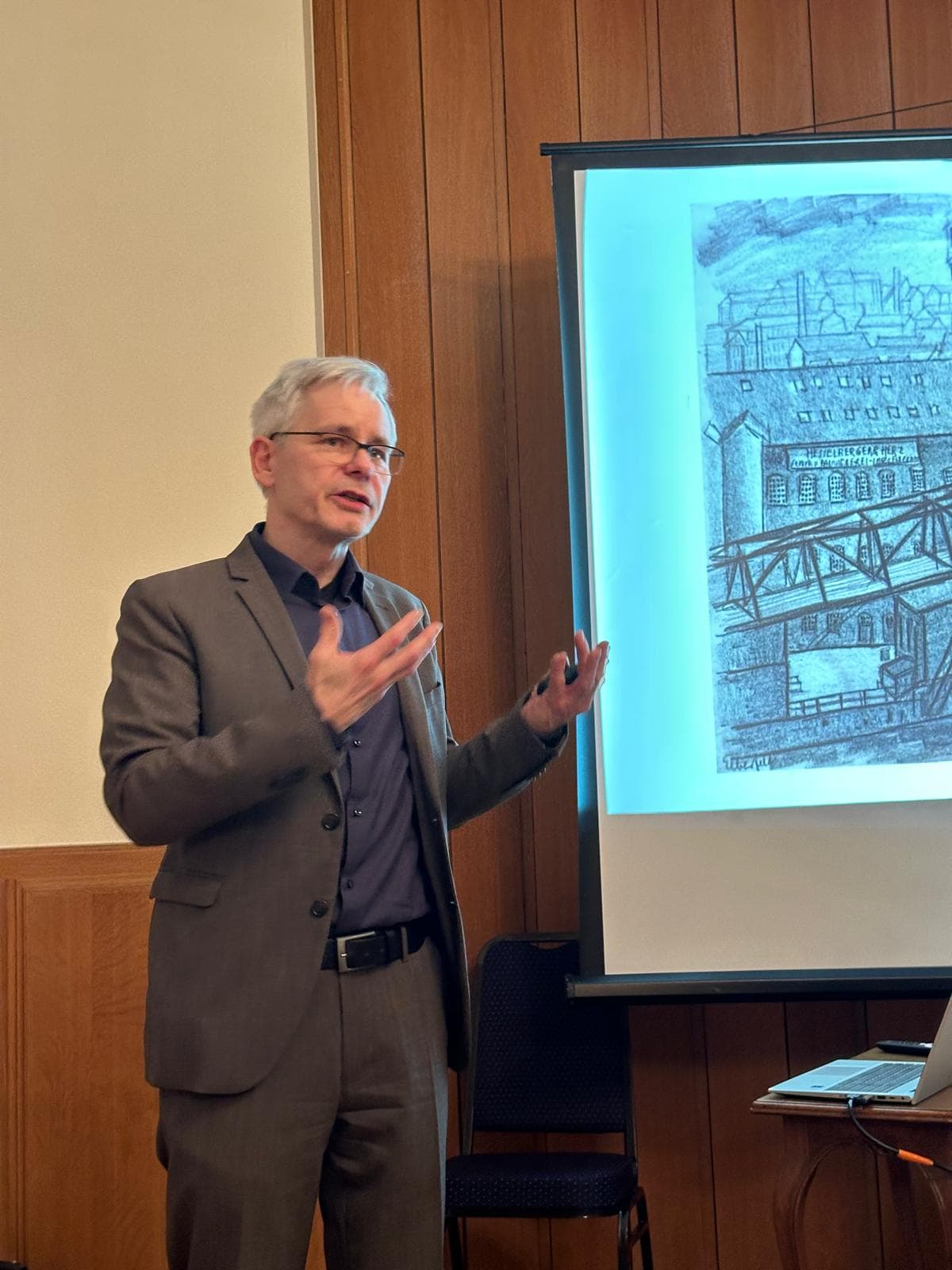 Foto: Clubabend mit Vortrag zu Carl Grossberg von Dr. Mönig