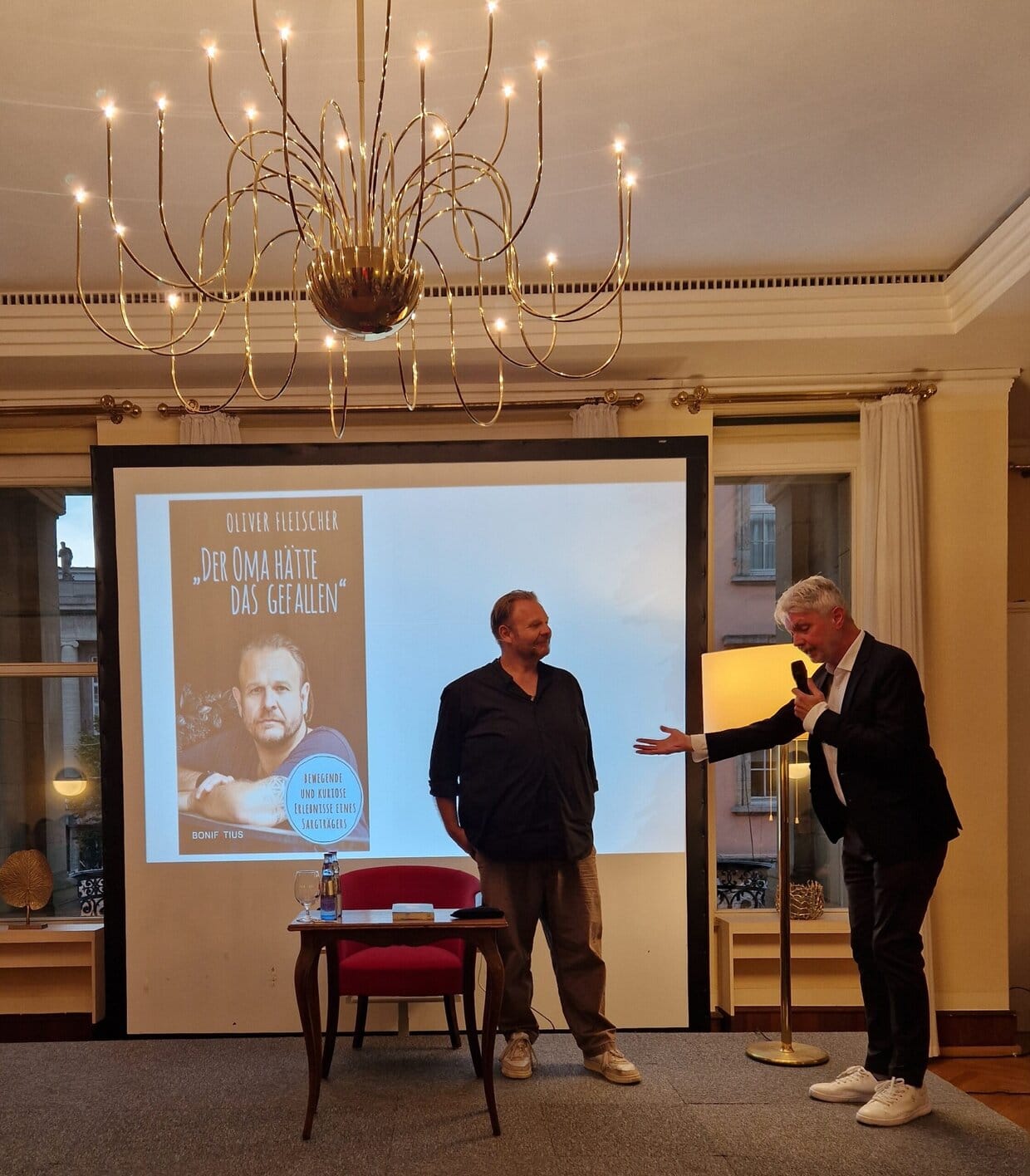 Foto: „Der Oma hätte das gefallen“ – Ein besonderer Leseabend mit Oliver Fleischer